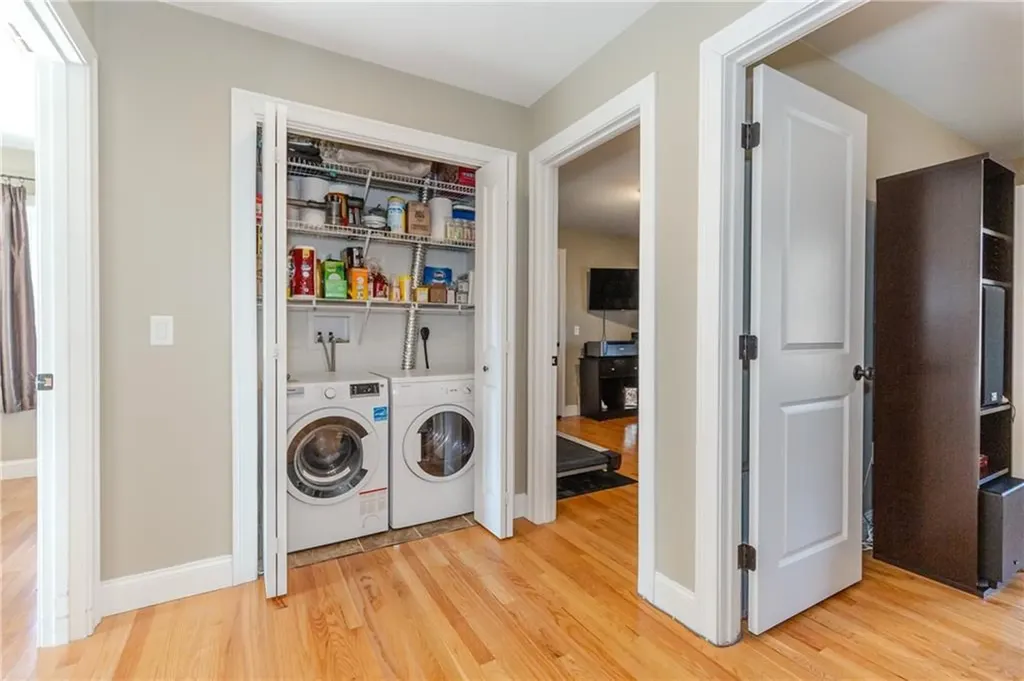 23 Fairhaven Avenue Warwick RI 02889