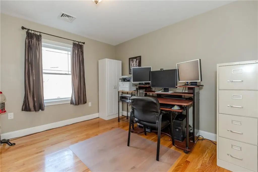 23 Fairhaven Avenue Warwick RI 02889