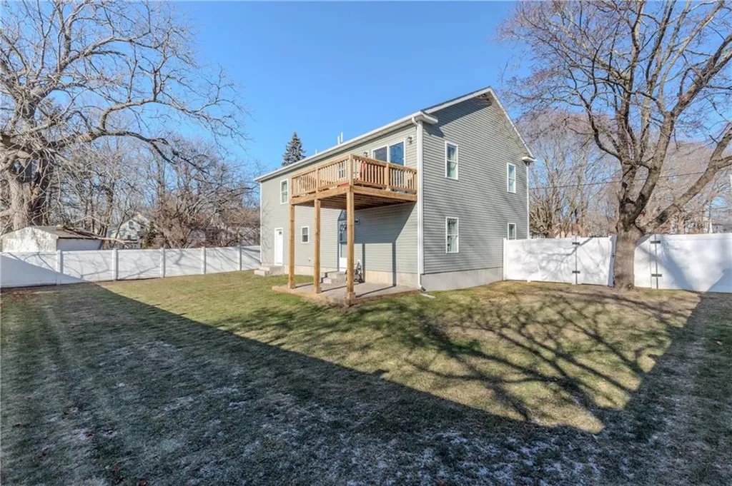 23 Fairhaven Avenue Warwick RI 02889