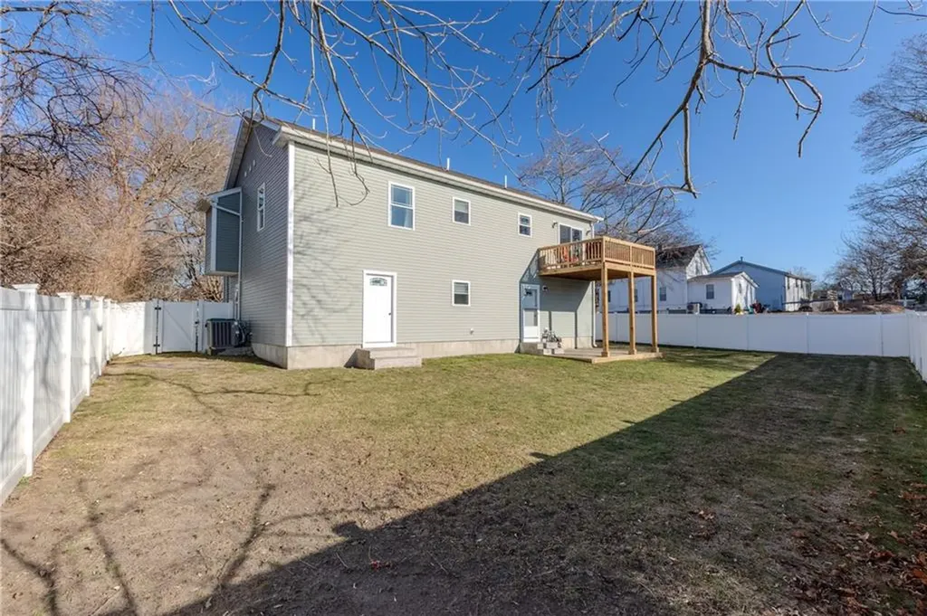 23 Fairhaven Avenue Warwick RI 02889
