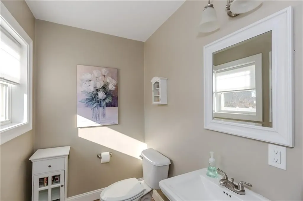 23 Fairhaven Avenue Warwick RI 02889