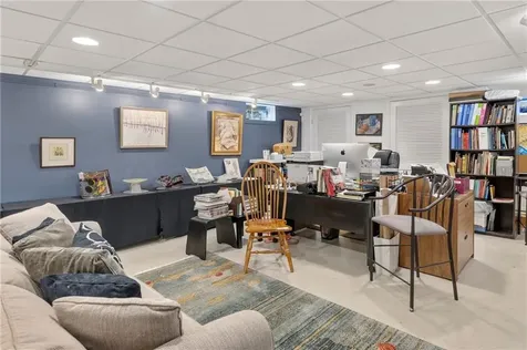 15 Hanley Farm Road Warren RI 02885