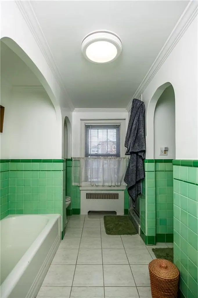 54 Wyndham Avenue Providence RI 02908