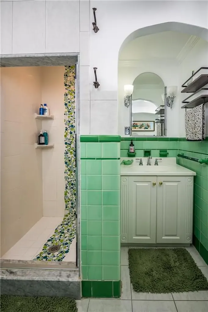 54 Wyndham Avenue Providence RI 02908