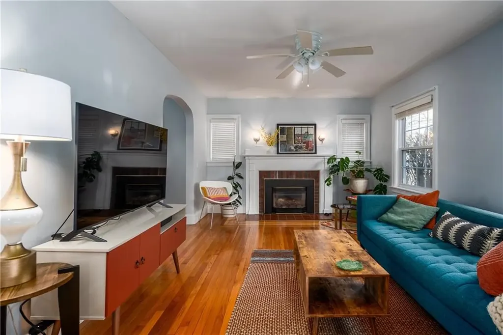 54 Wyndham Avenue Providence RI 02908