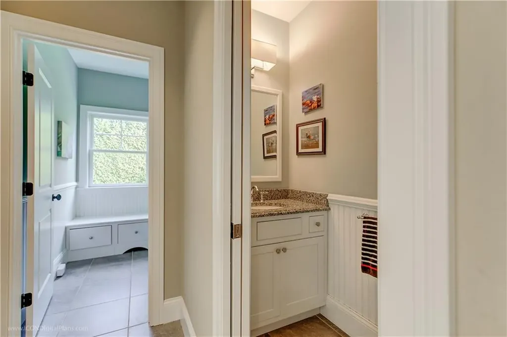 2 Faxon Green Newport RI 02840