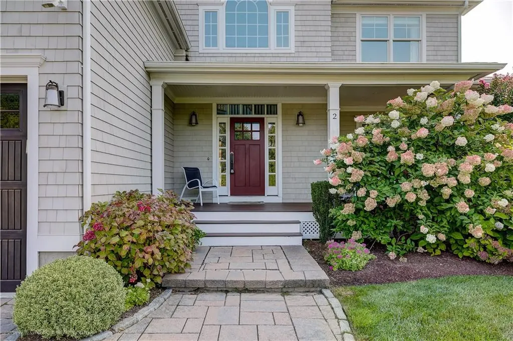 2 Faxon Green Newport RI 02840