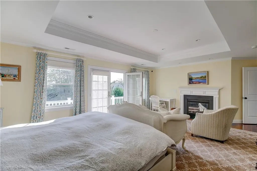 2 Faxon Green Newport RI 02840