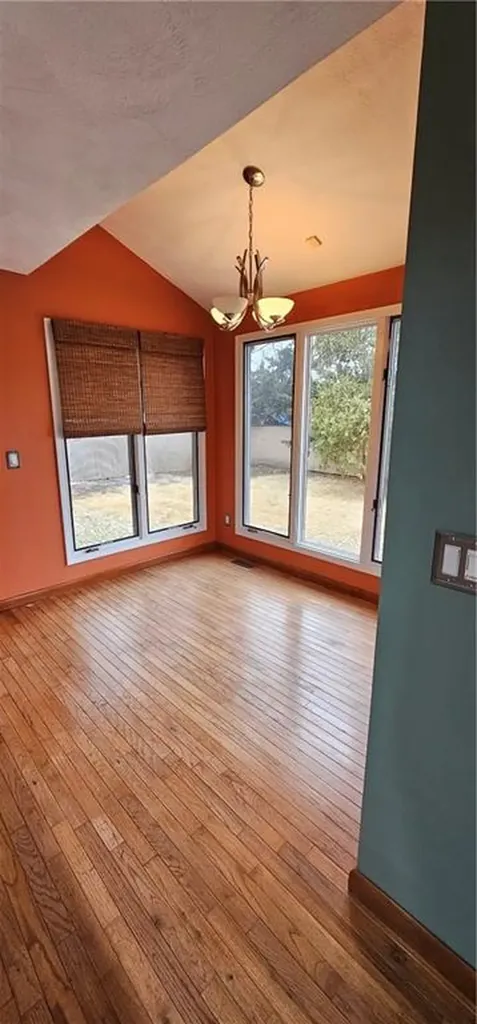 1091 Main Avenue Warwick RI 02886