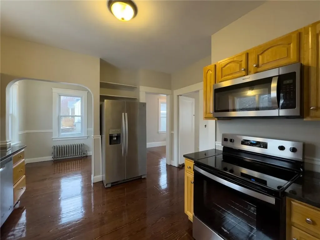 38 Trinity Parkway Providence RI 02908