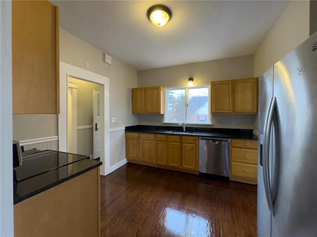 38 Trinity Parkway Providence RI 02908