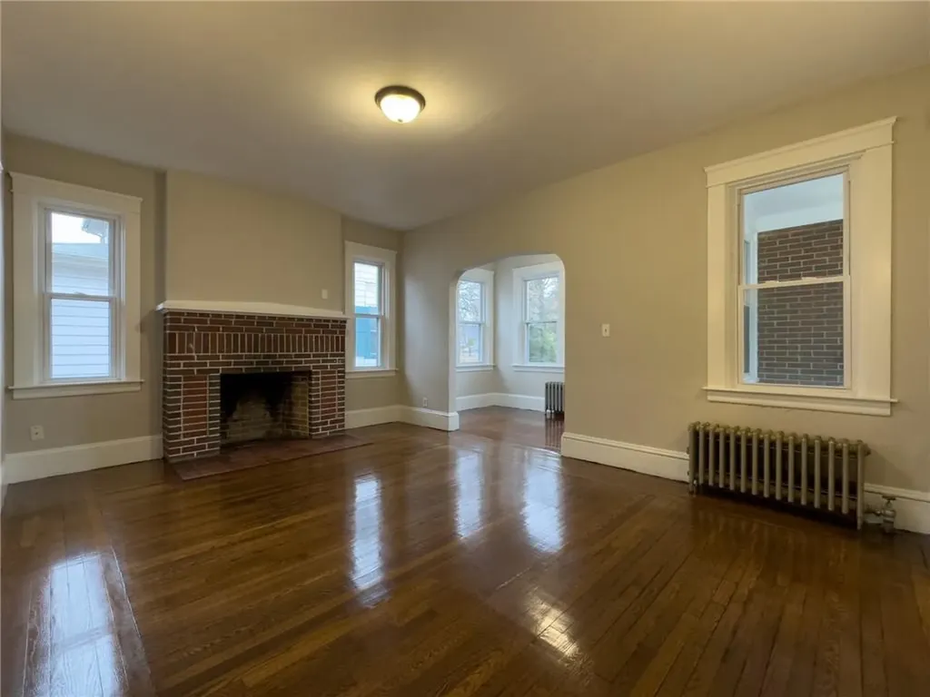 38 Trinity Parkway Providence RI 02908