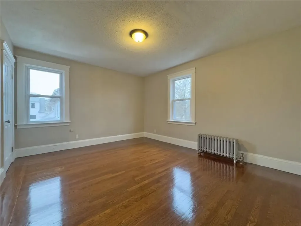 38 Trinity Parkway Providence RI 02908