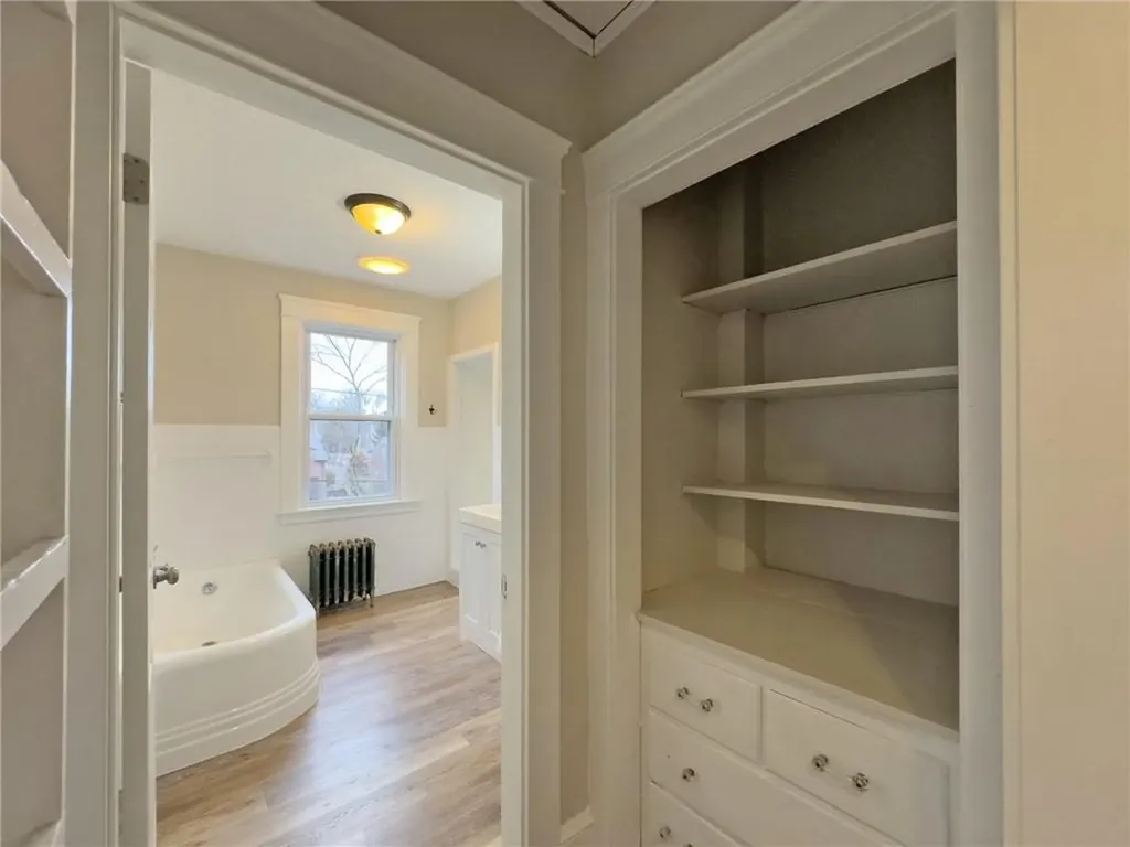 38 Trinity Parkway Providence RI 02908