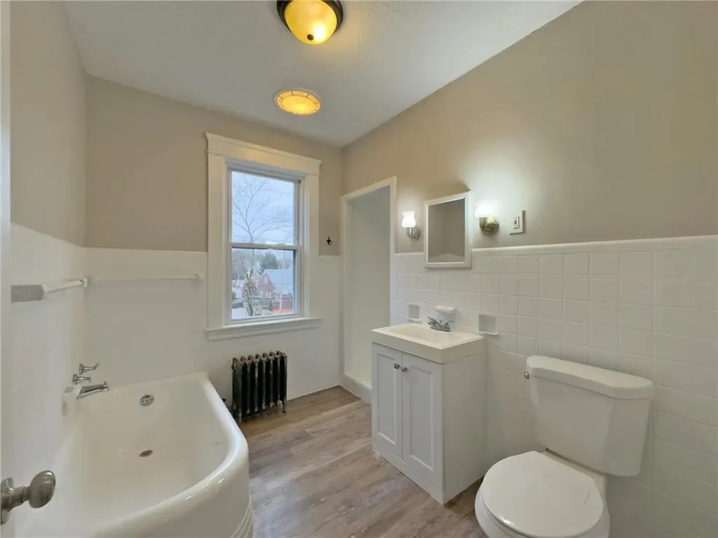 38 Trinity Parkway Providence RI 02908