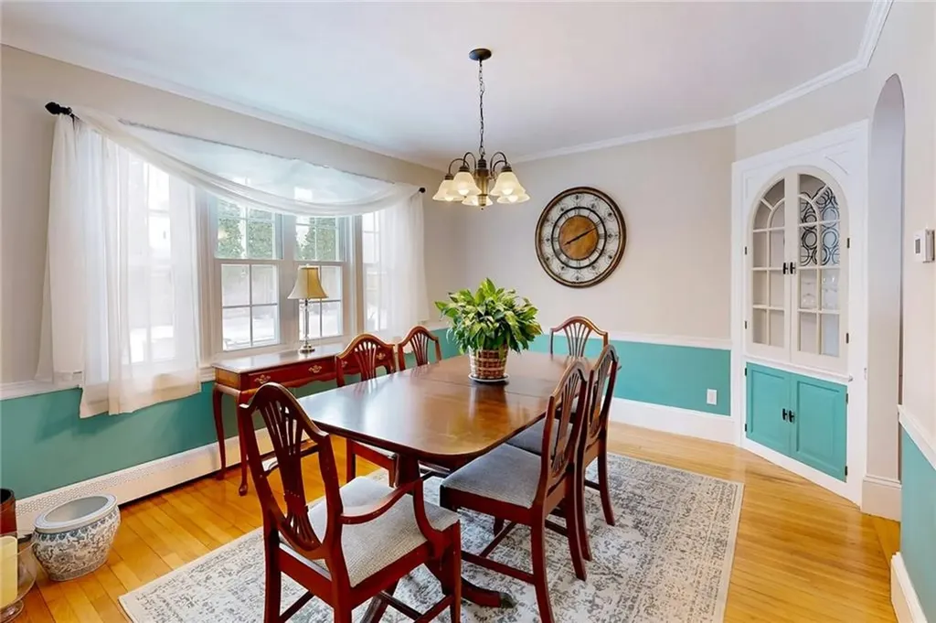 6 Anawan Road Pawtucket RI 02861