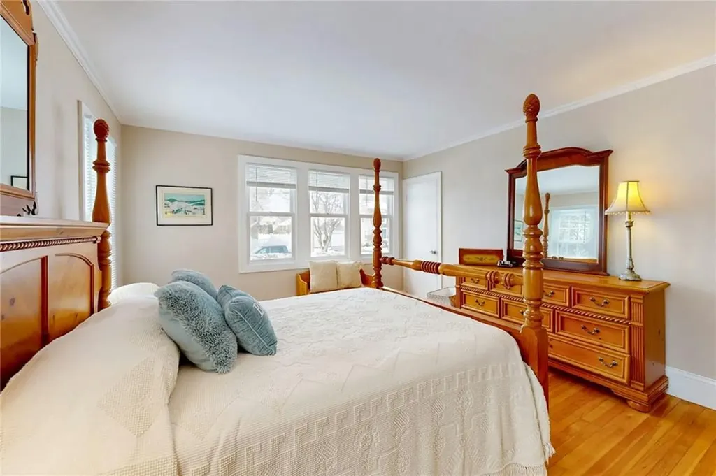 6 Anawan Road Pawtucket RI 02861