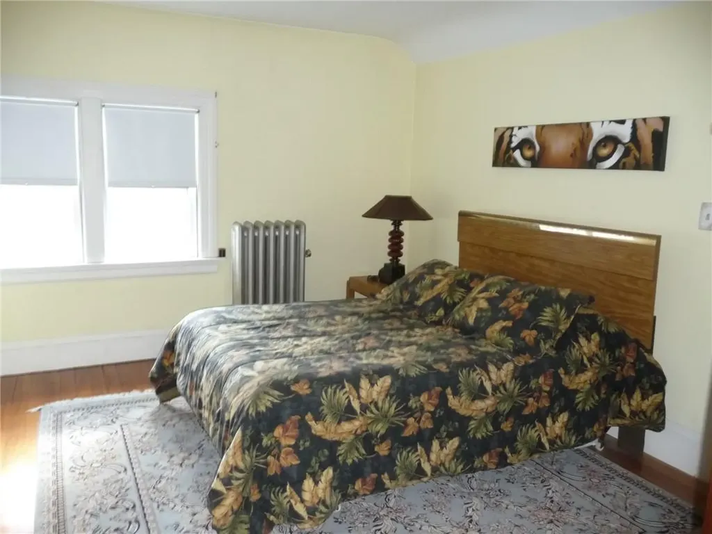 15 Kensington Road Cranston RI 02905