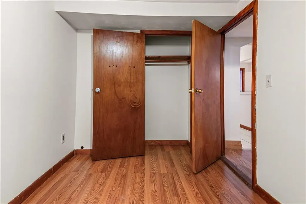 22 Selkirk Road Cranston RI 02905