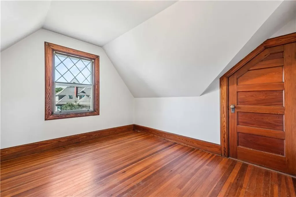 22 Selkirk Road Cranston RI 02905