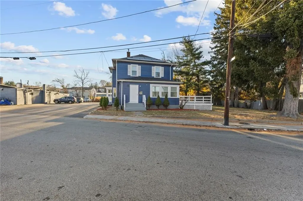14 Pond Street West Warwick RI 02893