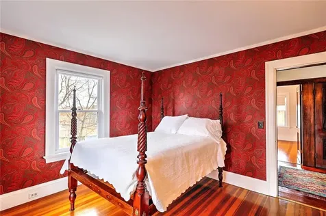 153 Bayard Street Providence RI 02906