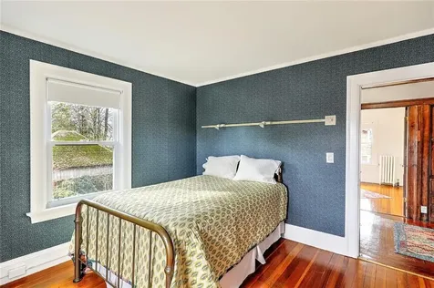 153 Bayard Street Providence RI 02906