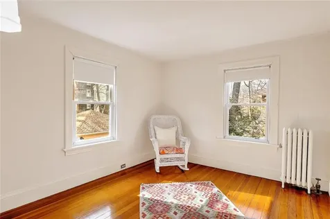 153 Bayard Street Providence RI 02906