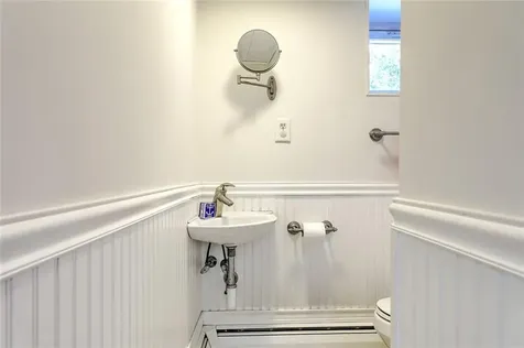 153 Bayard Street Providence RI 02906