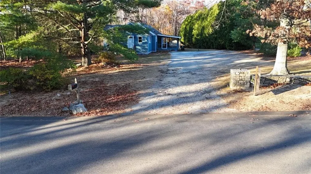 42 Whipple Road Smithfield RI 02917