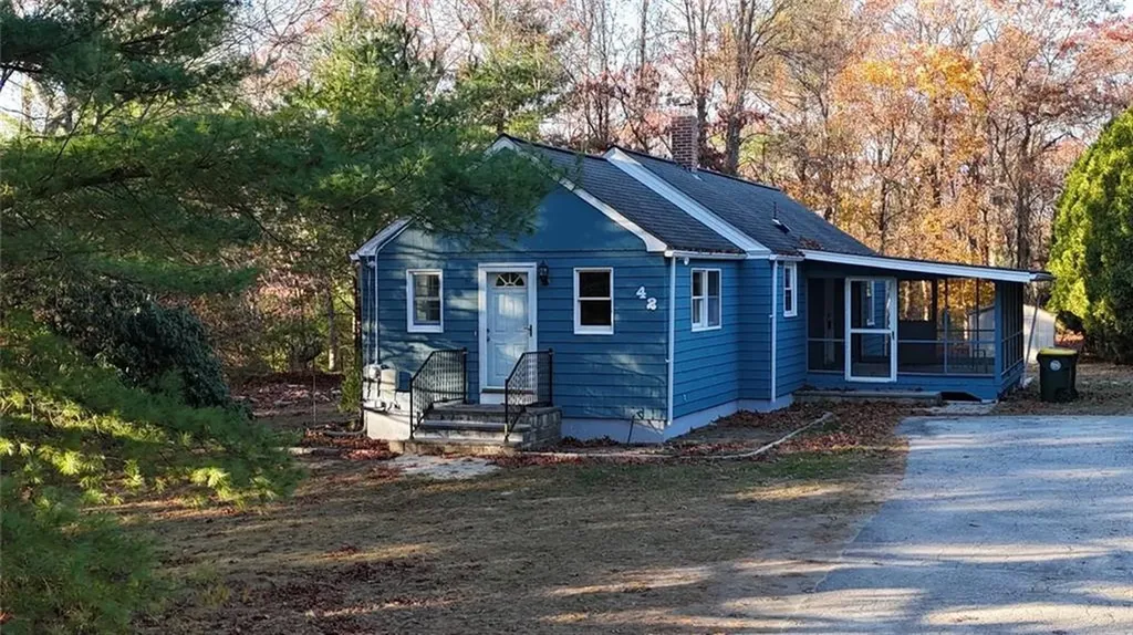 42 Whipple Road Smithfield RI 02917
