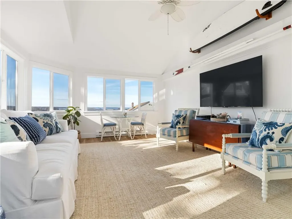 44 Mare Terrace Portsmouth RI 02871