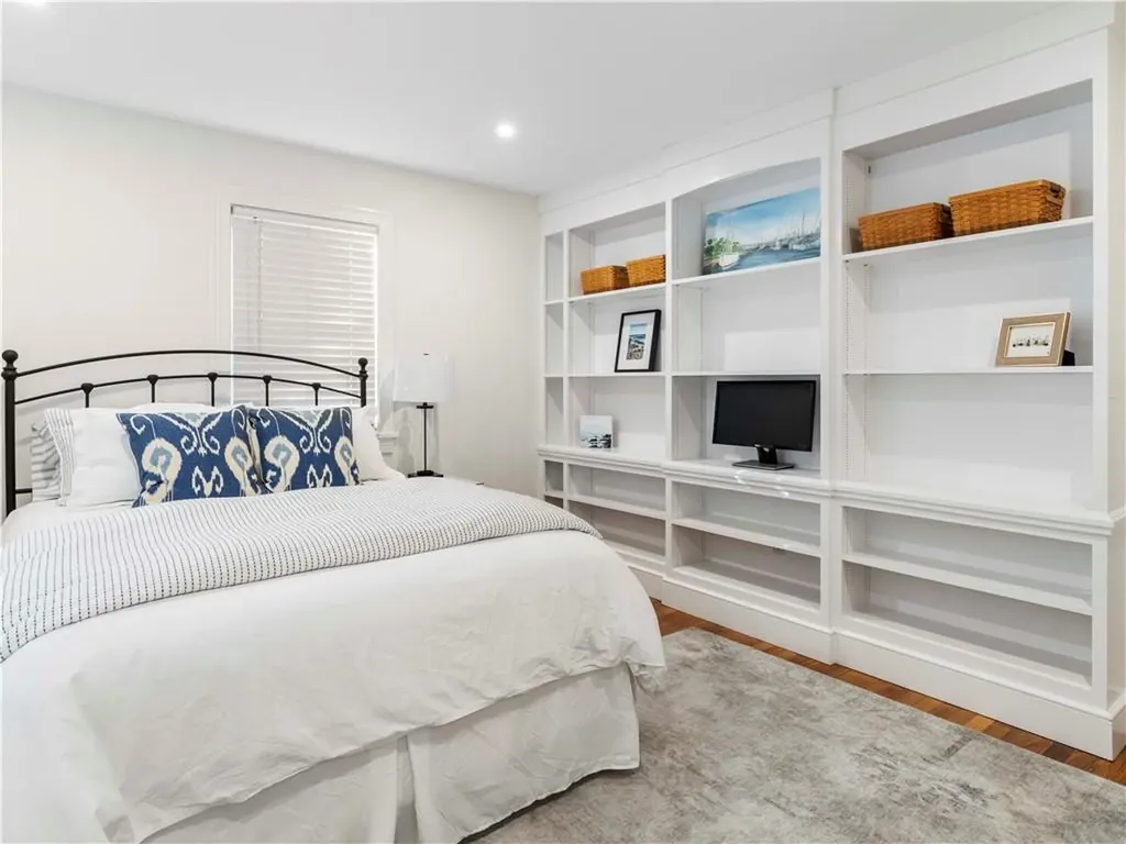 44 Mare Terrace Portsmouth RI 02871