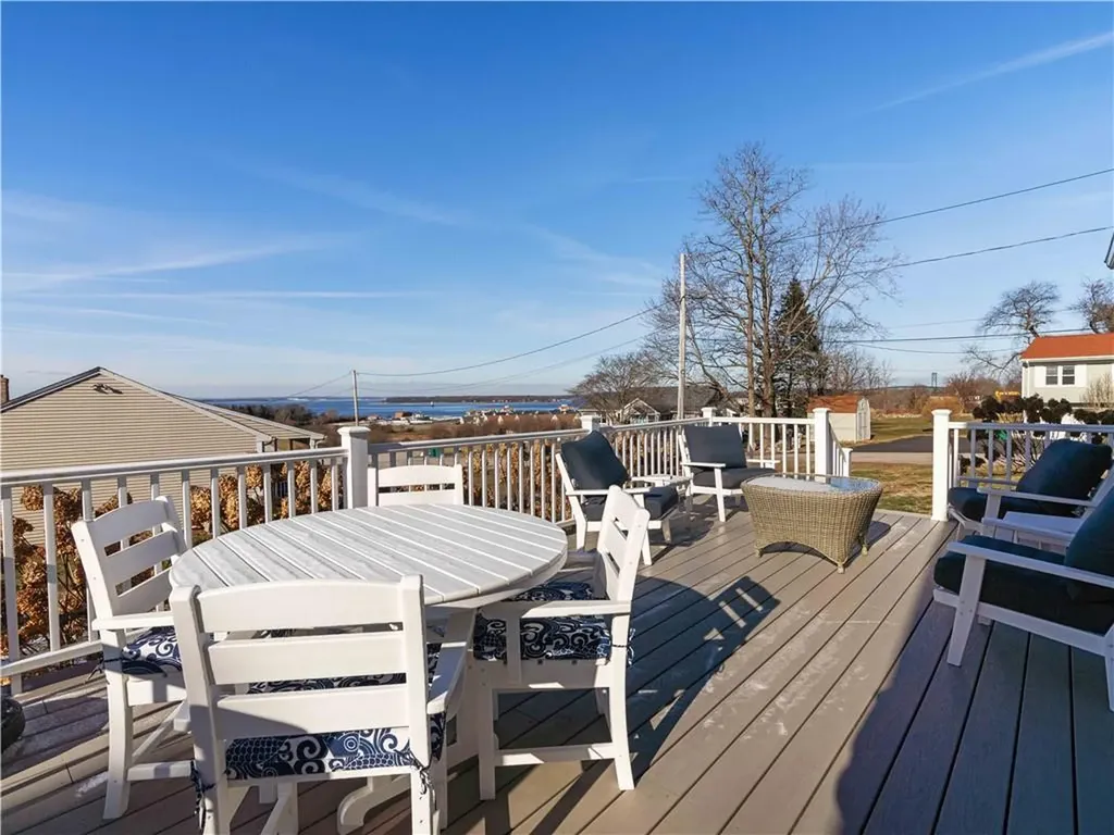 44 Mare Terrace Portsmouth RI 02871