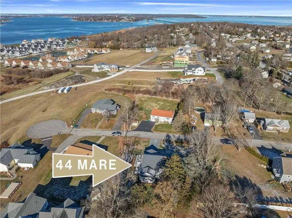 44 Mare Terrace Portsmouth RI 02871
