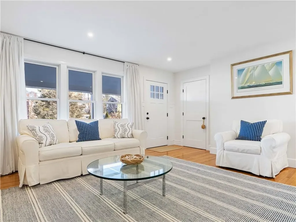 44 Mare Terrace Portsmouth RI 02871