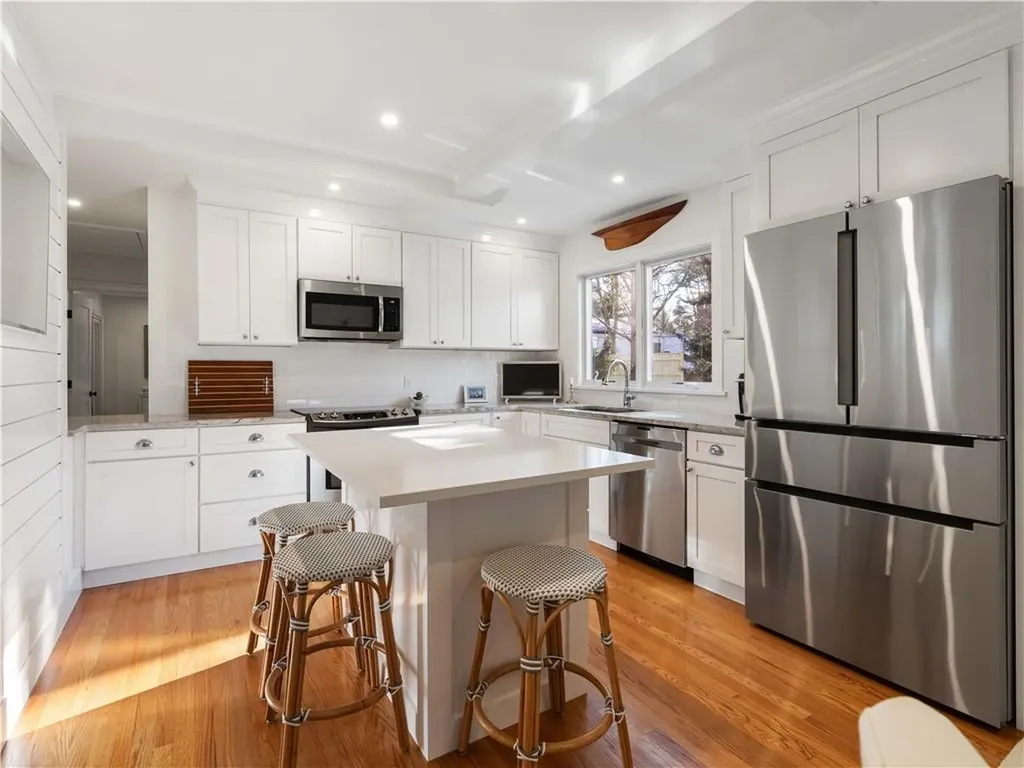 44 Mare Terrace Portsmouth RI 02871