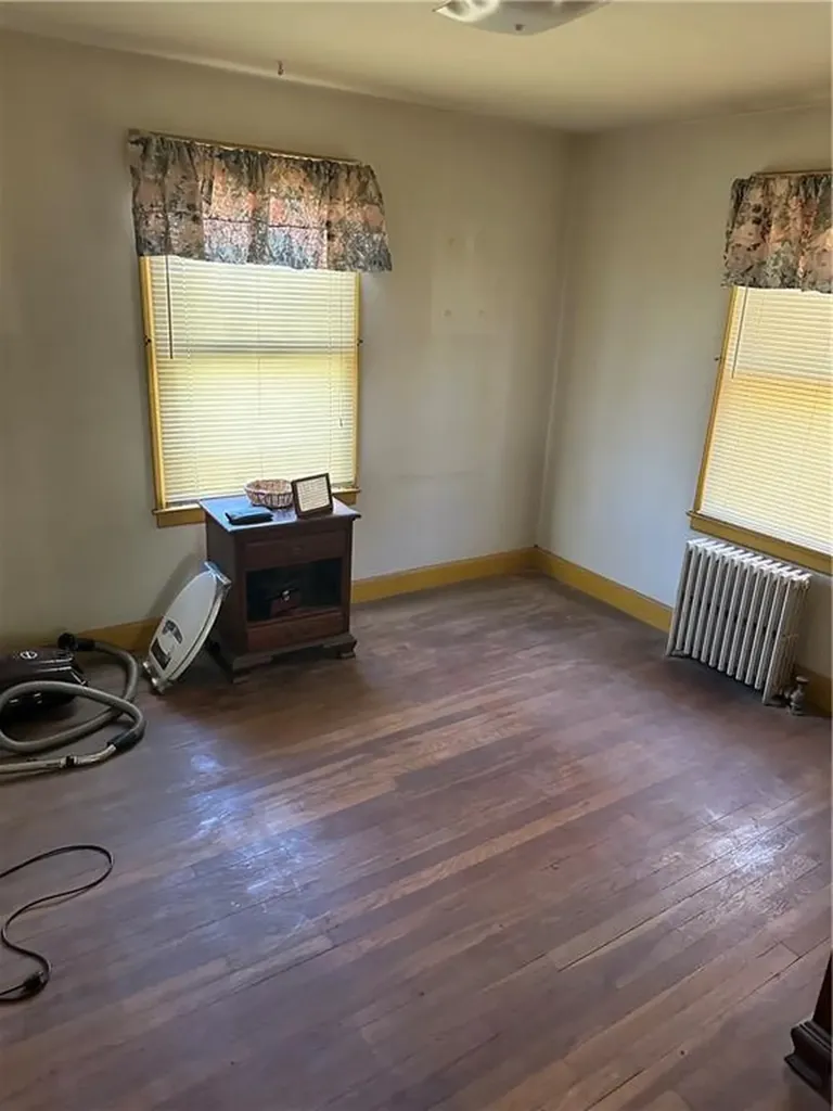 17 Loring Street Cranston RI 02920