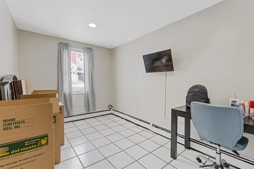 90 Hamlet Avenue Woonsocket RI 02895