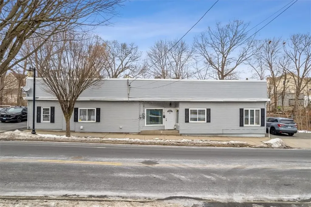 90 Hamlet Avenue Woonsocket RI 02895