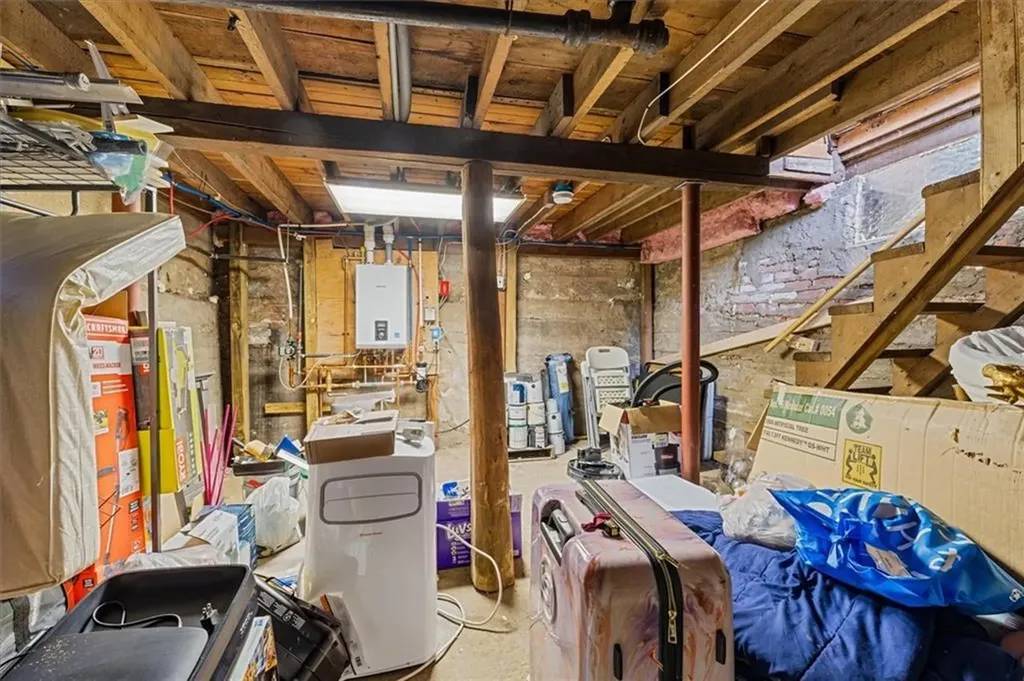 90 Hamlet Avenue Woonsocket RI 02895