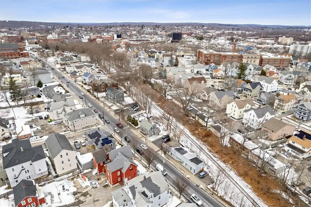 90 Hamlet Avenue Woonsocket RI 02895