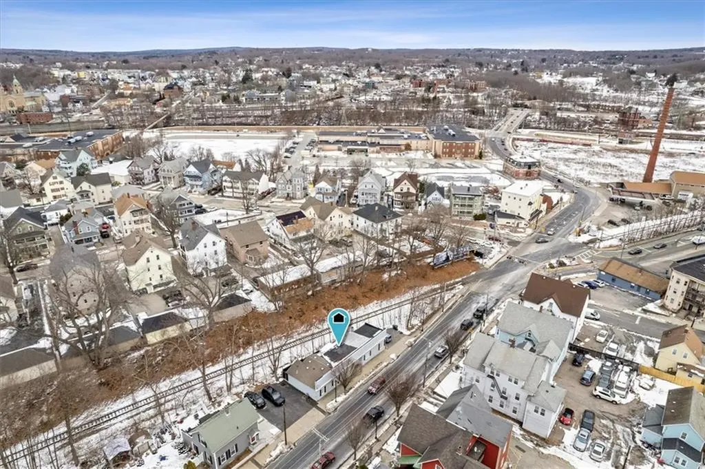 90 Hamlet Avenue Woonsocket RI 02895