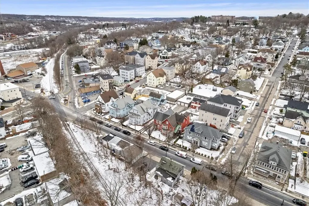 90 Hamlet Avenue Woonsocket RI 02895