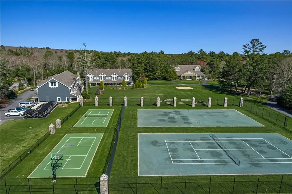 7 A Fern Ridge Richmond RI 02898