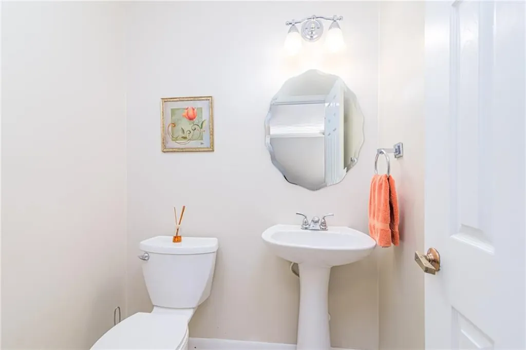 78 Kristee Circle West Warwick RI 02893