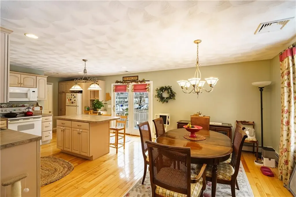 37 Hoover Street West Warwick RI 02893