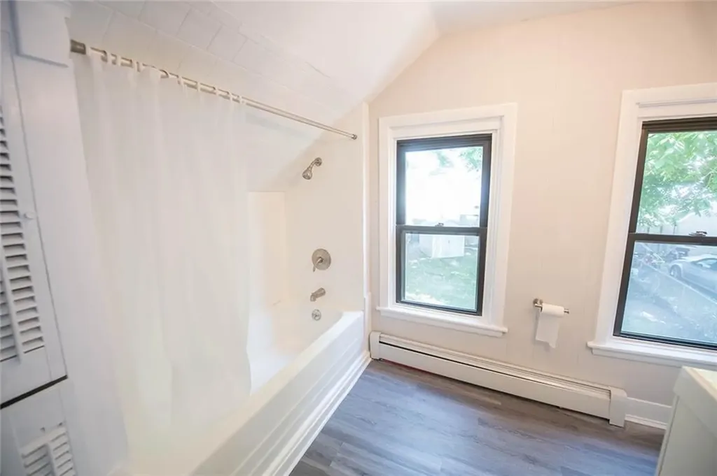 9 Meadow Street Warren RI 02885