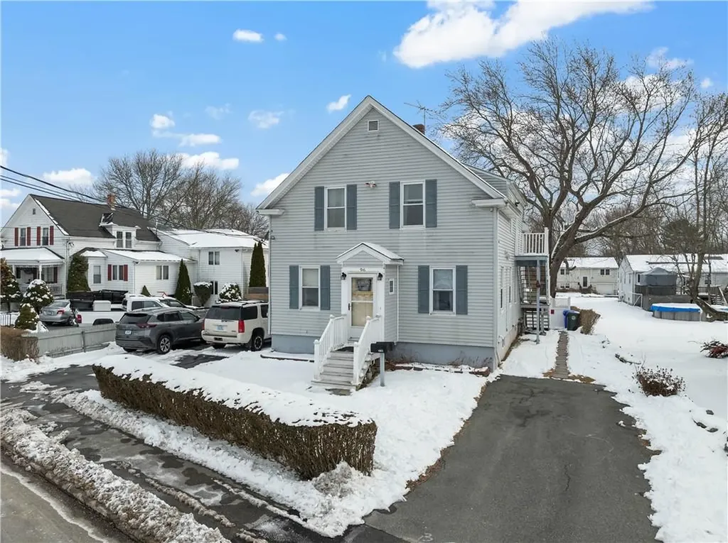 96 Mount Hope Avenue Bristol RI 02809