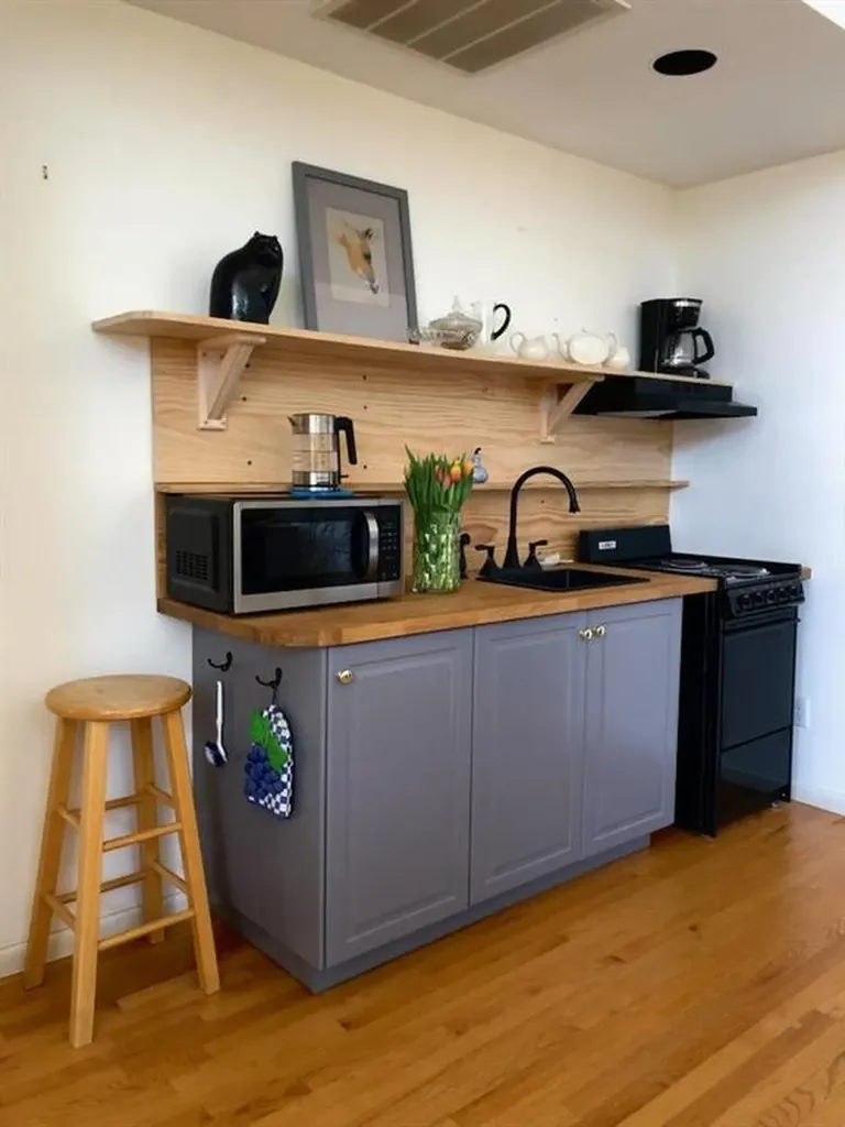 32 Luzon Avenue Providence RI 02906